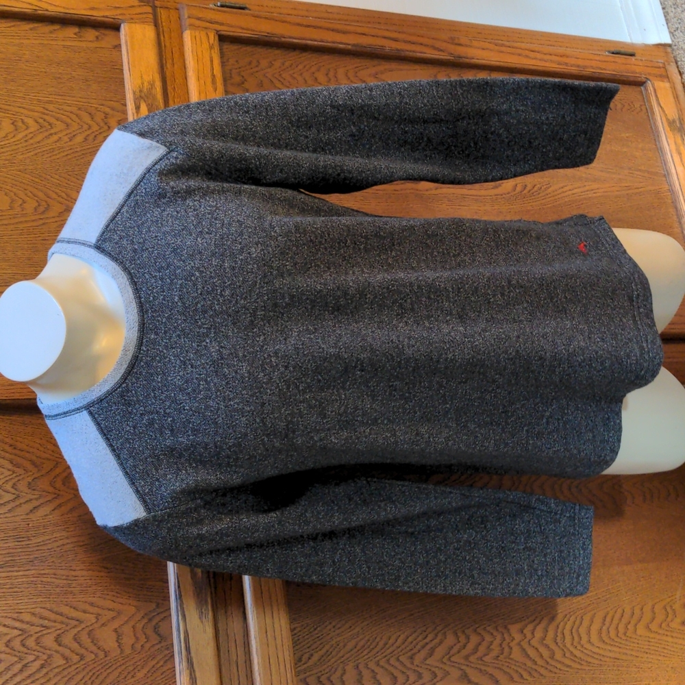 TOMMY BAHAMA Pullover - L